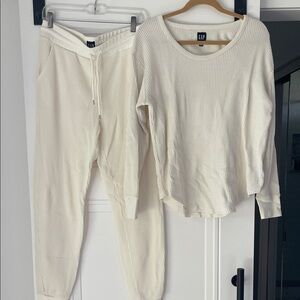 GAP Off-White Ribbed Lounge Set